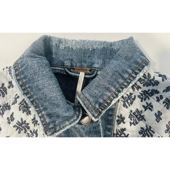 Free People Quilted Ditsy Denim Jacket XS / S Cottagecore Prairie Boho - Picture 13 of 16